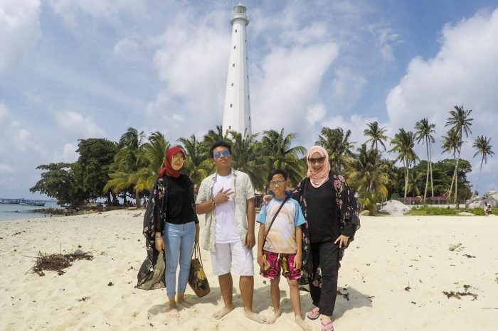 Paket Wisata Keluarga Belitung 2D1N