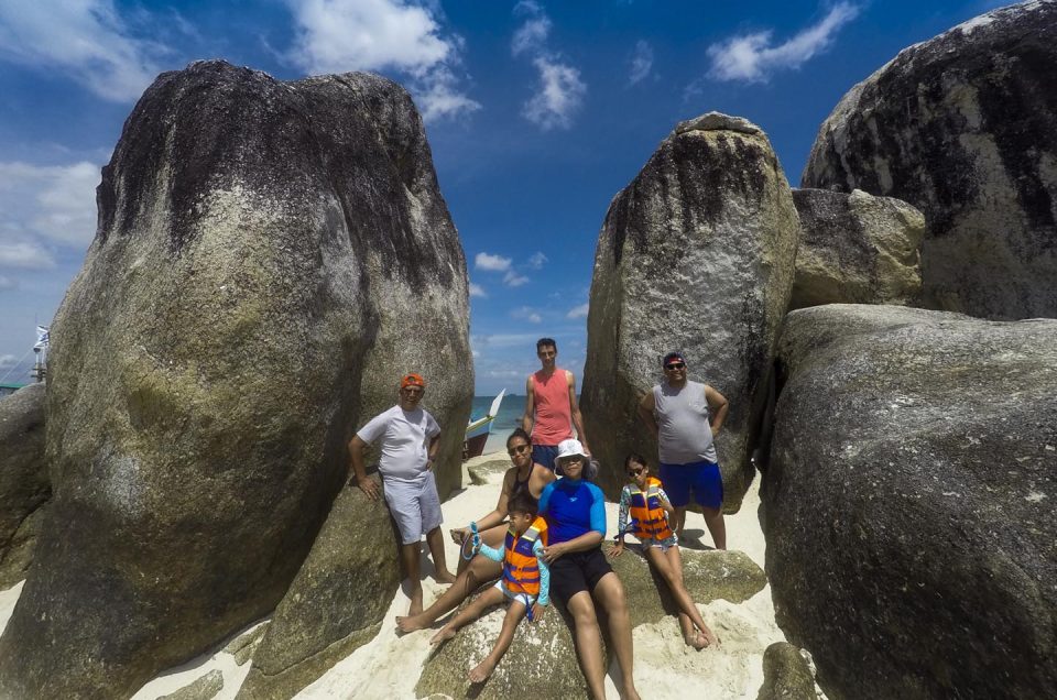 Panduan Liburan dengan Paket Tour Belitung Hemat: Tips, Spot Wisata, dan Aktivitas Seru