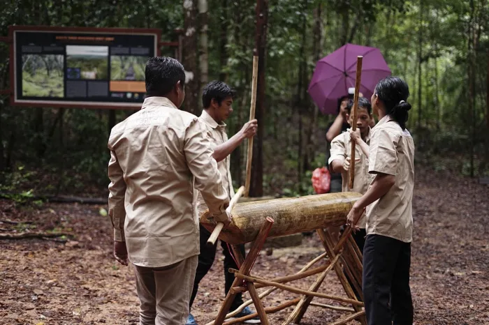 Paket One Day Tour Geopark Belitung Timur